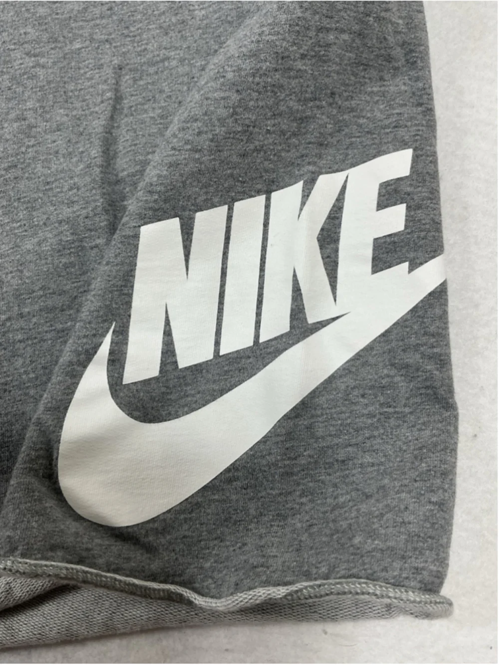 Mens Nike Sportswear Club Fleece Athletic Shorts Large Gray Pullon Draw String